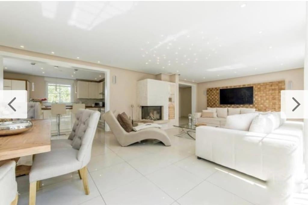 Private House Villa